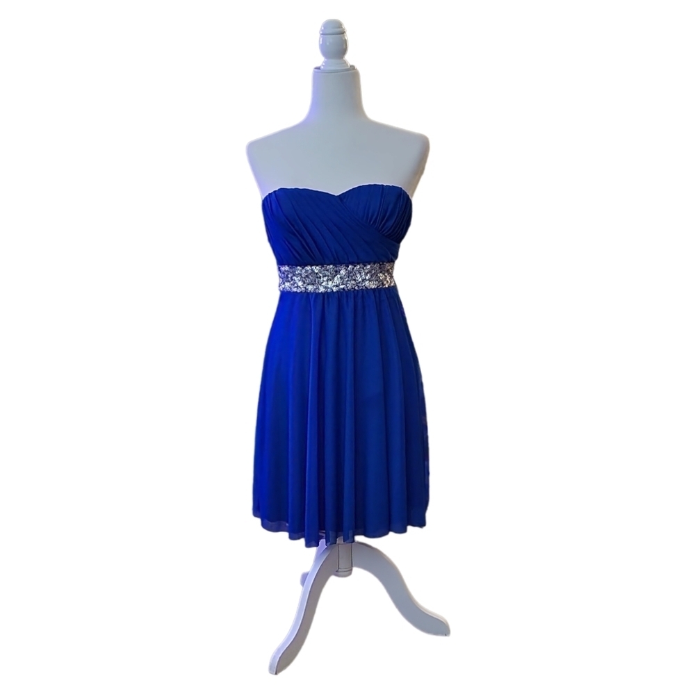 Beautiful Junior's Formal Dress Size 7